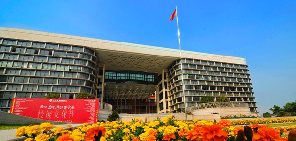 我的大學(xué)-大學(xué)志