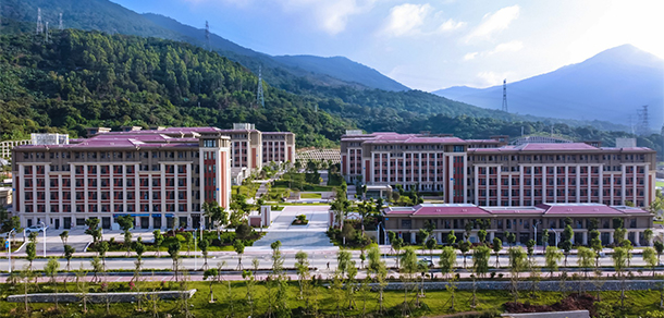 我的大學(xué)-大學(xué)志