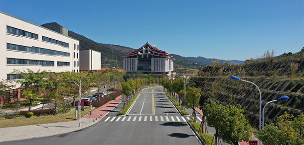 我的大學(xué)-大學(xué)志