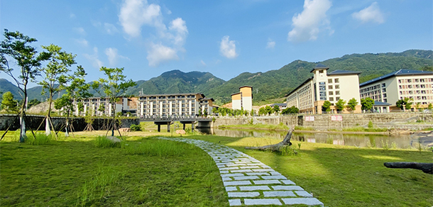 我的大學-大學志