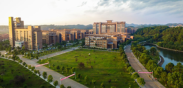 我的大學-大學志