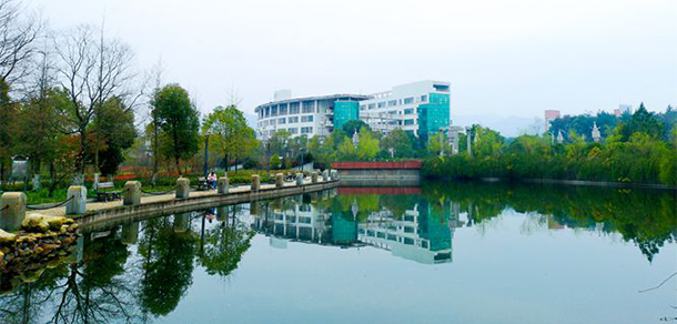 我的大學(xué)-大學(xué)志