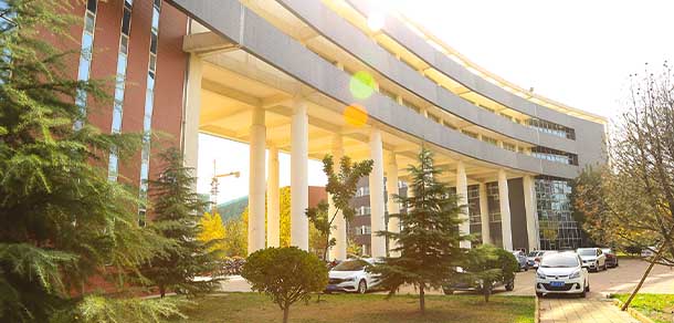 聊城大學 - 最美院校