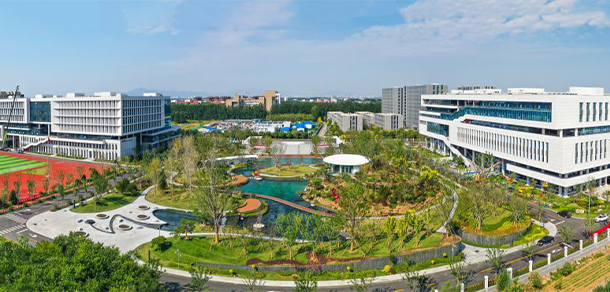 青島科技大學 - 最美大學