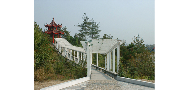 湖北汽車(chē)工業(yè)學(xué)院 - 最美大學(xué)