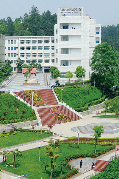 湖北汽車(chē)工業(yè)學(xué)院