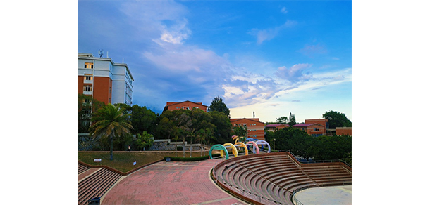 汕頭職業(yè)技術學院 - 最美大學