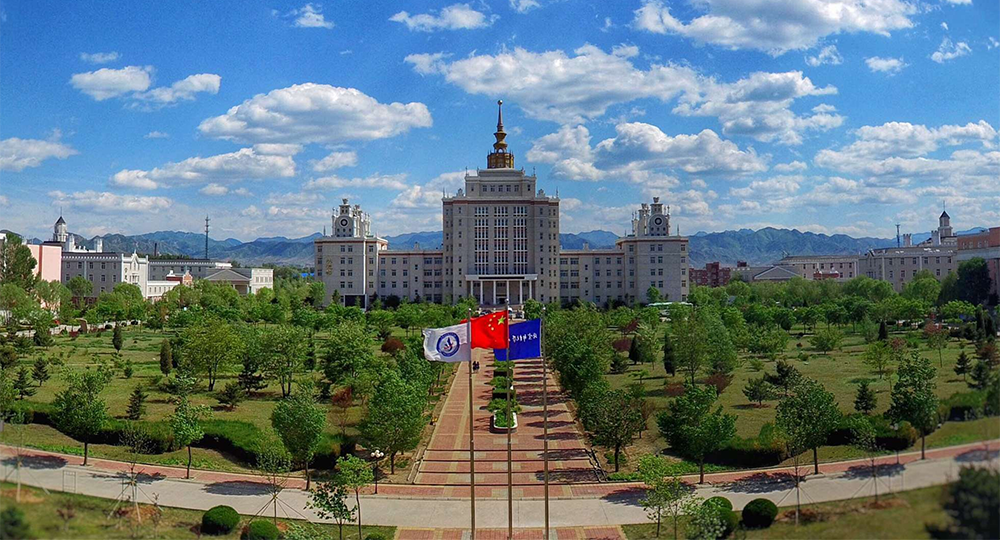 時光匆匆，歲月如歌！——珍惜自己最美好的時光，珍惜時下，放肆而不張揚(yáng)的青春年華。