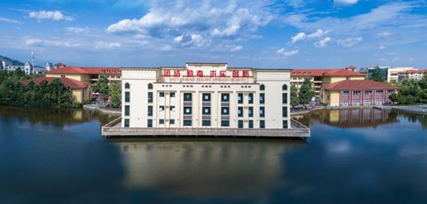 我的大學(xué)-大學(xué)志