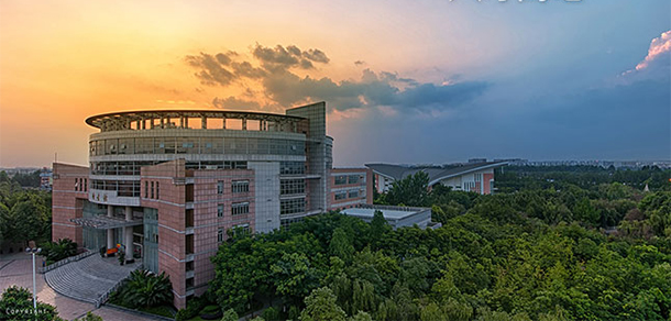 我的大學-大學志
