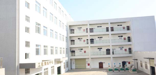 四川機電職業(yè)技術(shù)學院 - 最美院校