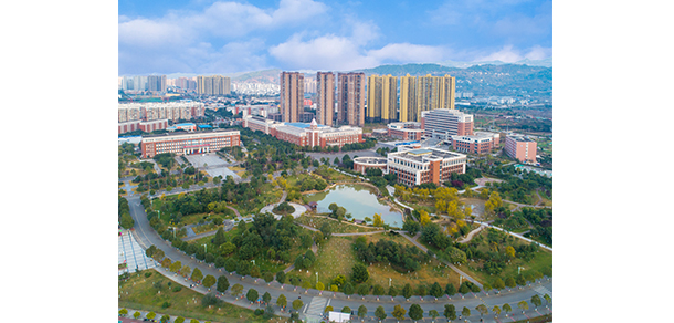 成都航空職業(yè)技術學院 - 最美大學