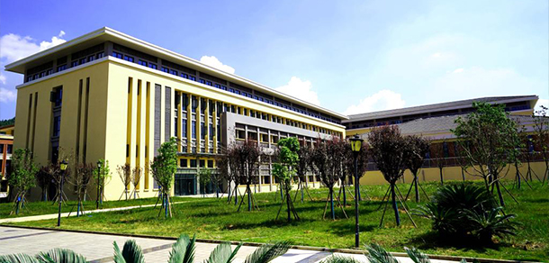 四川護理職業(yè)學(xué)院 - 最美大學(xué)