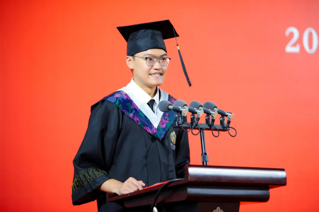 再見，小何——遼寧何氏醫(yī)學院